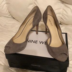 Nine West gray suede pumps